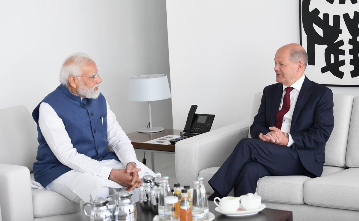 भारत-जर्मन संबंधों में एक लोकतांत्रिक और रणनीतिक असंगति